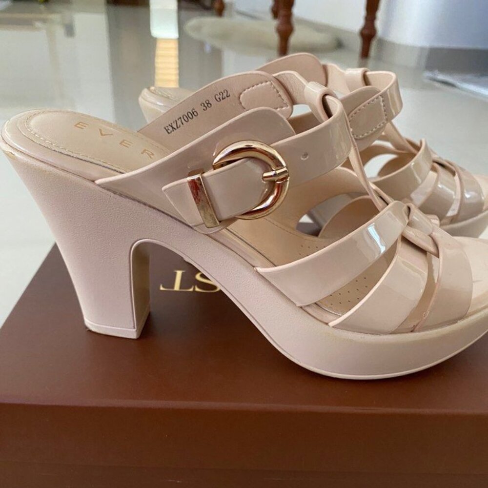 Everbest heels - Picture 2 of 2